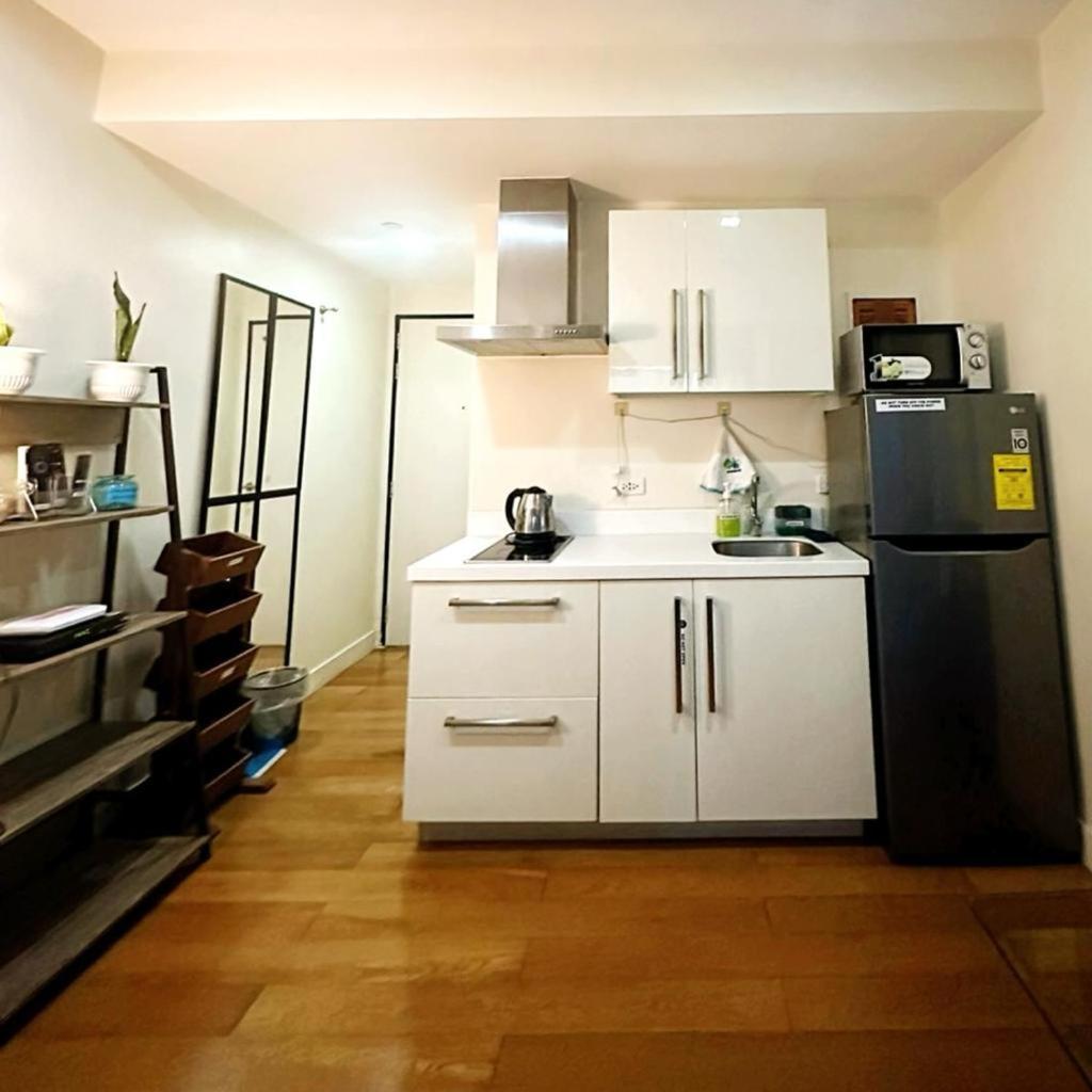 Acqua Private Residence Livingstone Tower Condo Unit With Free Wifi มะนิลา ภายนอก รูปภาพ